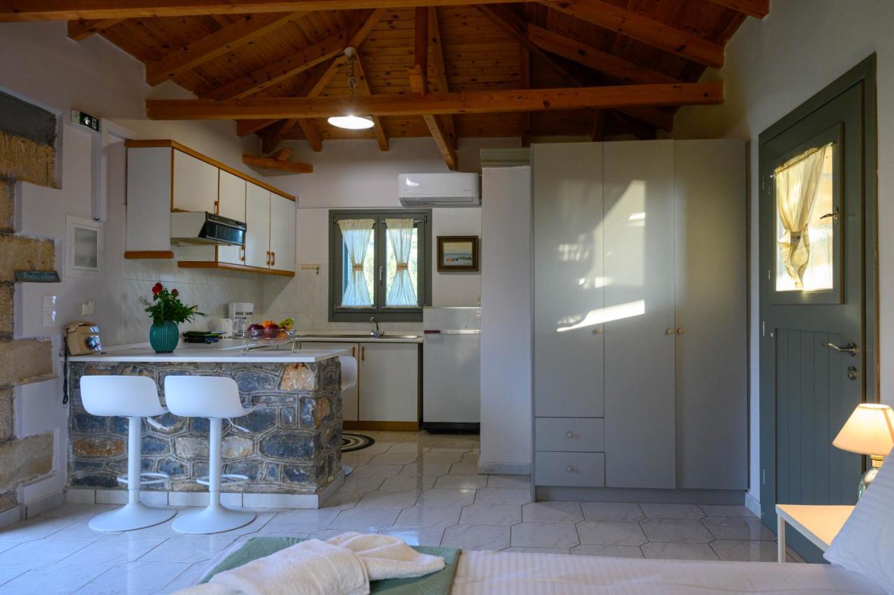 Σελήνη Apartment Kotronion  Bagian luar foto