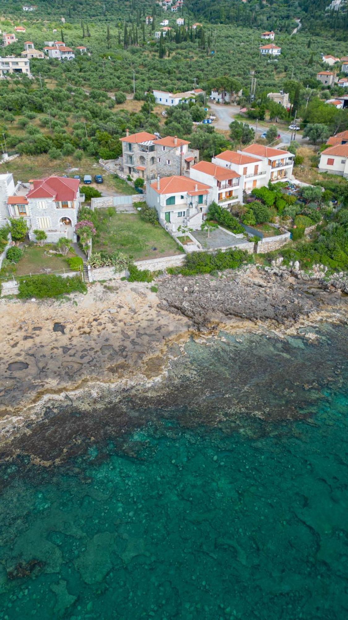 Σελήνη Apartment Kotronion  Bagian luar foto